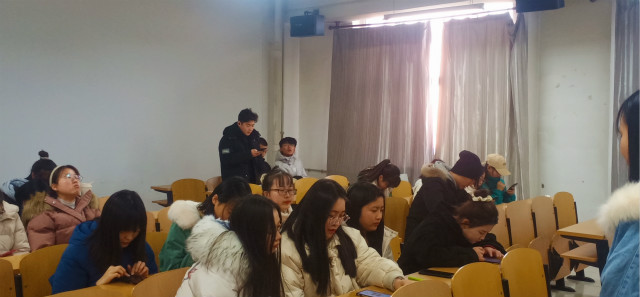 【完满班级】书海拾贝 传承优秀文化——外国语言文学系英语1901、1902完满班级活动