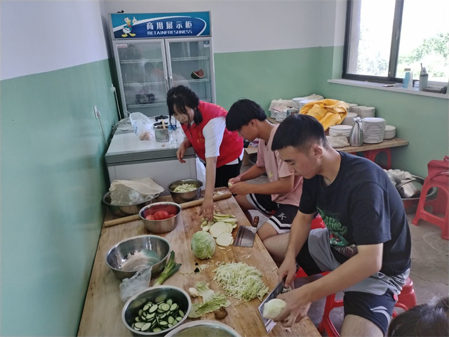 【三下乡】以“乡村”为启 奏响产业振兴曲——汇“侯”研商 淬炼·国际商学院青年益行乡村振兴促进团