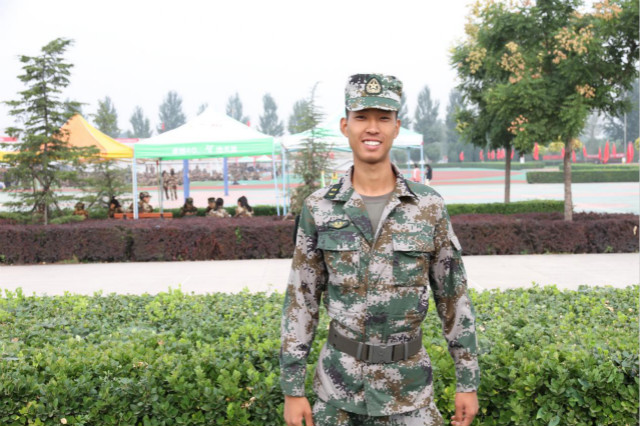 学长计划第548期:学长引领 朋辈互动 迷彩服下实现可能的自己
