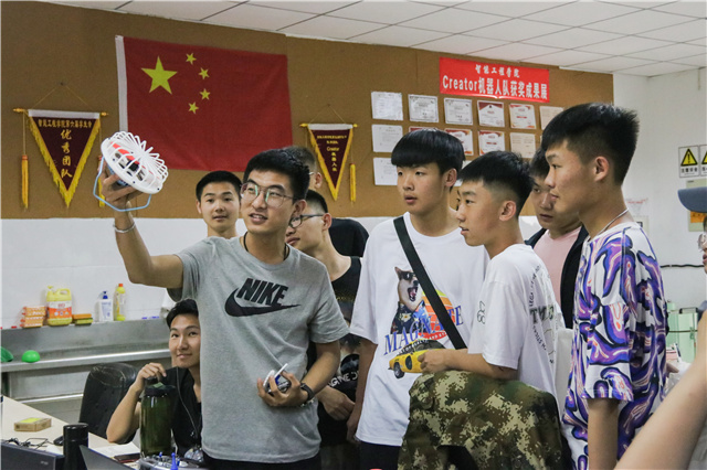 不一样的“大学生”——暖心缤纷的志愿服务开放日
