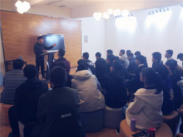 【完满班级】益路同行 携手前进——网工1802“学长公益计划”活动