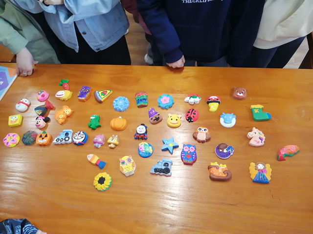 【完满班级】拾少年童趣 涂绚丽色彩——淬炼商学院行管1901班完满班级活动