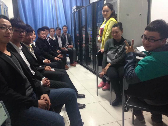 熄灯一小时让地球母亲短暂休息