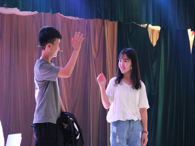 【戏剧节】声情并茂 惟妙惟肖——第六届“魅夜乌马河”校园戏剧节5月16日新闻集锦