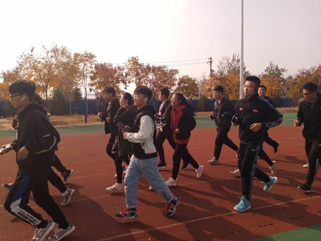 【完满班级】为爱奔跑 永不止步——物联网1901班公益跑活动