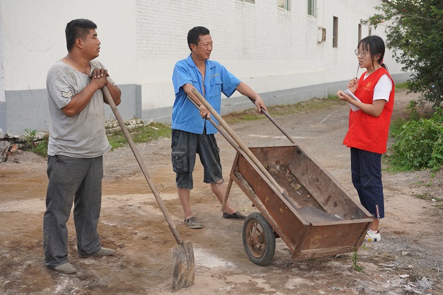 【三下乡】推进三级垃圾分类 落实雾霾防治政策
