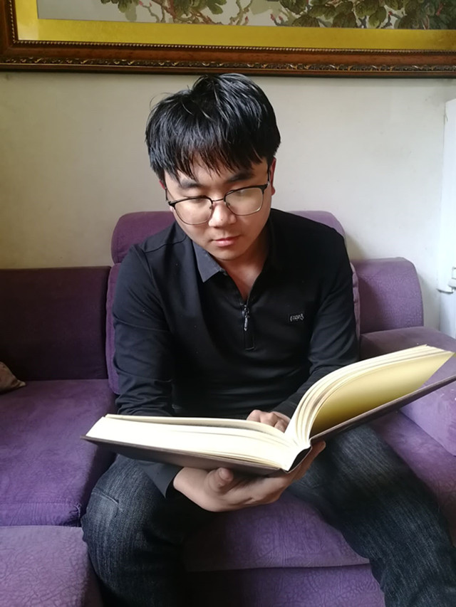 【完满班级】品书香文化 领阅读精髓——软件1706班开展读书日主题活动