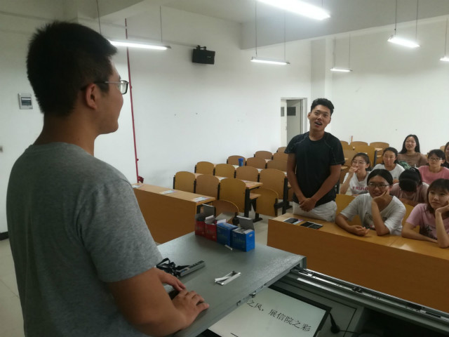 【完满班级】青春尊传统 青春勇担当——外国语言文学系六月完满班级活动