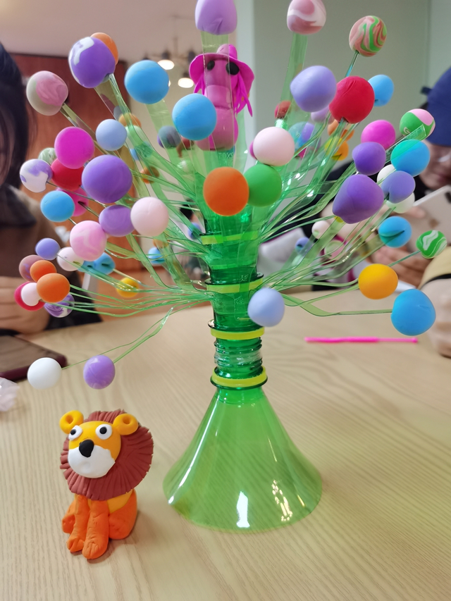 【完满班级】我秀我“新” 变废为宝pk大赛——大数据学院数字2002班完满班级活动