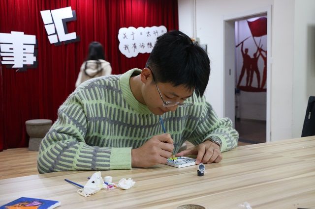 循梦而行 向阳而生——经济与管理学院十月完满团支部活动集锦