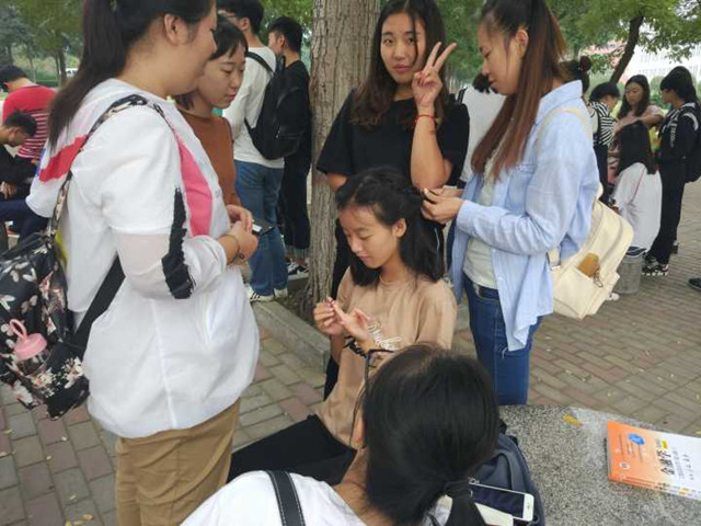 【完满班级】婉转之间 美丽成型——经济管理系物流1601班“丝丝缕缕,乐动人心”完满班级活动