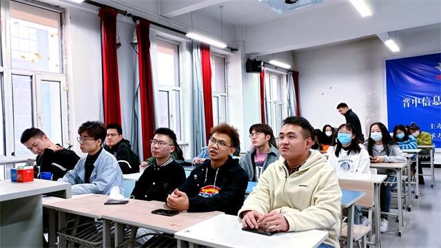 【完满班级】学百年党史 观红色电影——艺术传媒学院2018级视觉1804班红色电影观影活动