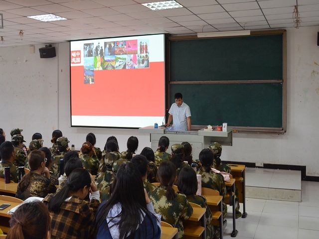 【辅导员说完满】青年欲成大事 当立大志——艺术传媒学院2017级辅导员说完满