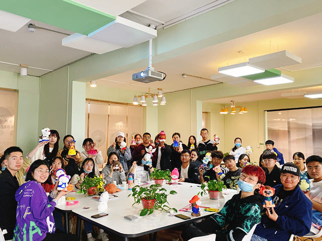 【完满班级】指尖的触及 画笔的奇妙——淬炼商学院审计1901班完满班级活动