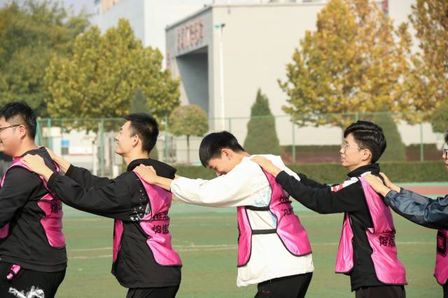 【干部培训】朝气蓬勃“素”新貌 凝铸卓越“拓”胸怀——团委、学生会各学生组织学生干部开展素质拓展专项训练