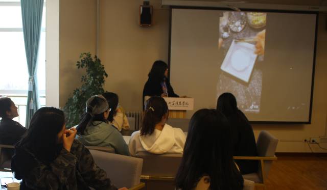 【完满班级】探索艺术魅力 定格动人瞬间——淬炼商学院会计2003班完满班级活动