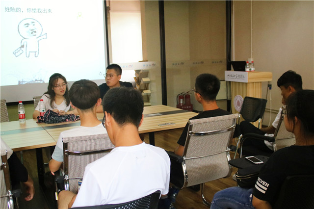 学长计划第533期:前人之路 不惧未来——智能工程学院第72期学长计划之“优秀毕业生交流分享会”