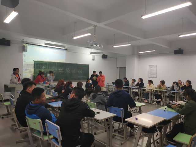 【完满班级】长街长 繁花繁——环设1902班举办才艺活动