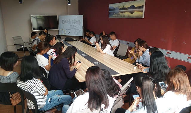 【完满班级】谁能登顶巅峰——艺术传媒学院视觉（专升）1705 班电子竞技比赛完满活动