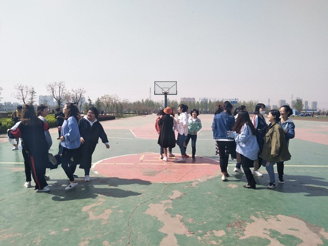 【完满班级】四月芳菲际 阳光运动时——淬炼商学院四月完满班级主题活动(十二)