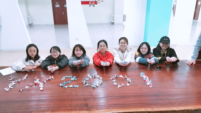 【完满班级】爱行动 益起来——淬炼商学院营销2001班完满班级活动