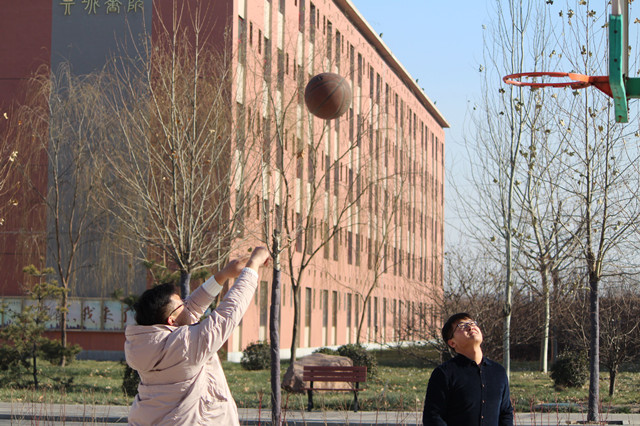 【完满班级】羽你一同撞出青春——淬炼商学院“创”享青春主题活动（六）