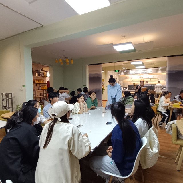 【完满团支部】游戏人生 乐在其中——淬炼·国际商学院财务(对口)2205班完满团支部活动