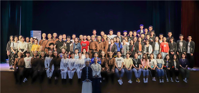 才艺之星•郝智超:追逐梦想 闪闪发光