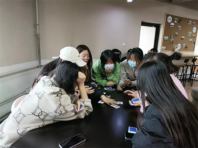 【完满团支部】青春有约 趣玩桌游——淬炼·国际商学院会计2105班完满团支部活动