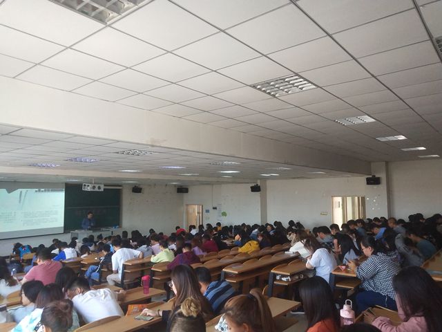 【辅导员说完满】全新突破 热血未凉——艺术传媒学院2017级辅导员说完满之给新学期的你