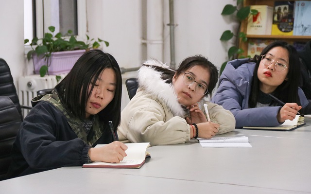 第二十四期“创客视界”传媒沙龙:探讨影视制作技巧