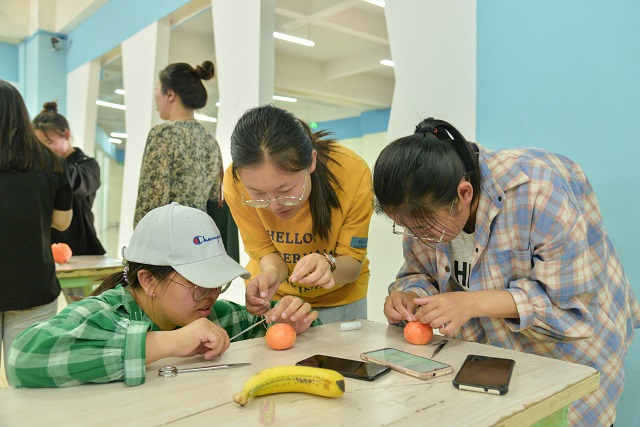 【缤纷百团】巧手“工坊” 承包你的奇思妙想