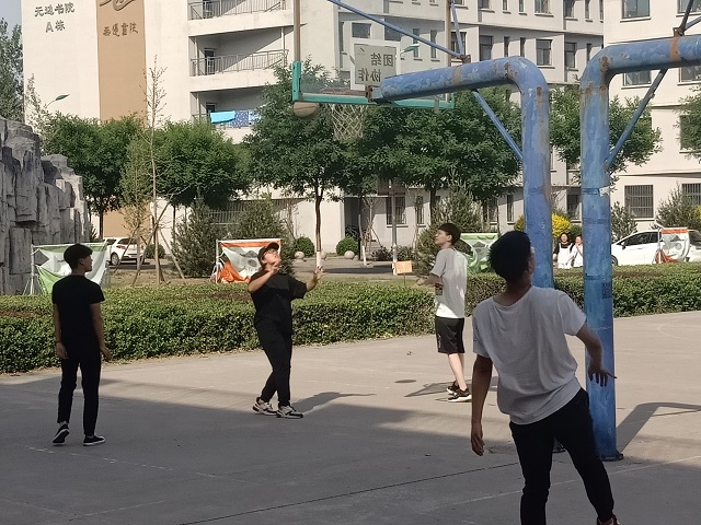 【完满班级】与“蓝”共舞 扬运动精魂——动画1701“百步穿杨 只手遮天”篮球比赛