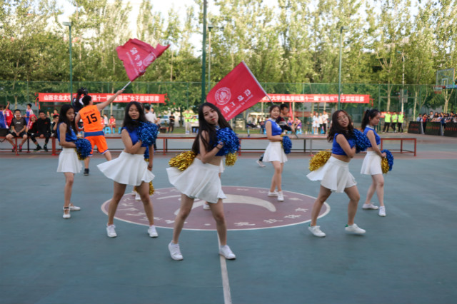 飞扬篮球 青春赛场——第十一届“至强杯”篮球联赛