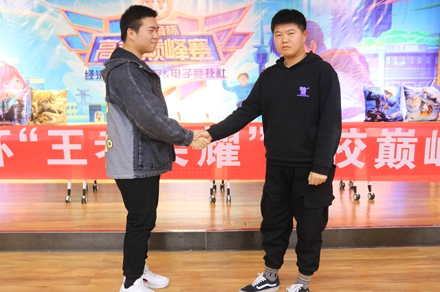 【社彩缤纷】浪漫进行时:储存十月社彩瞬间
