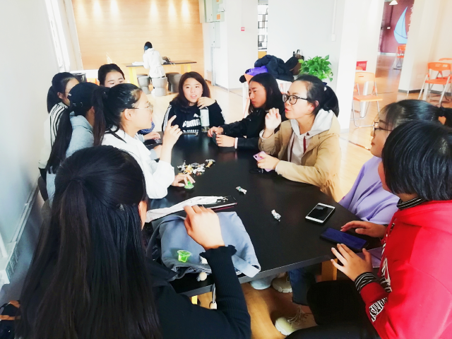 【完满班级】金秋麦浪 年轻就这样——淬炼商学院十月完满班级主题活动（二十七）