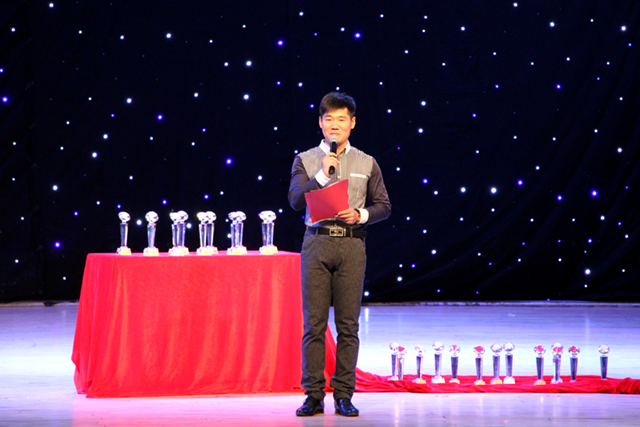 2015-2016学年大学生艺术团演员等级证书授予仪式星光璀璨
