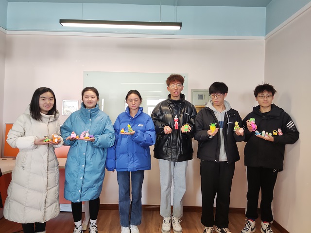 【完满班级】泥土捏梦想 手工造童话——淬炼·国际商学院会计2005班完满班级活动