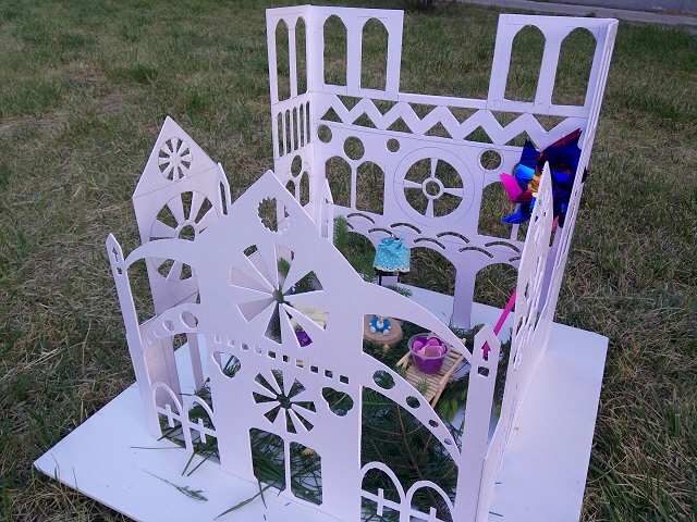 【完满班级】纸上得来终觉浅 绝知此事要躬行——艺术传媒学院环设1604班举办“空构作品大比拼”活动