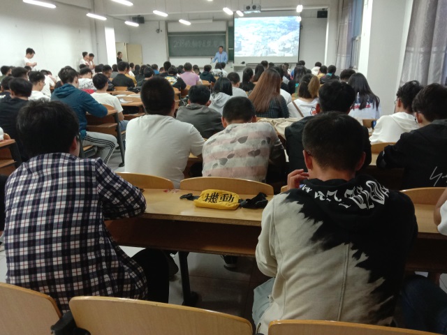 【辅导员说完满】牢记中国梦 奋勇正当先——智能工程学院18级辅导员说完满