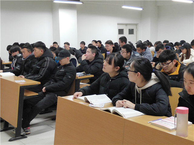 【辅导员说完满】安全进早读 平安你我他——大数据学院、信息工程学院开展辅导员说完满活动