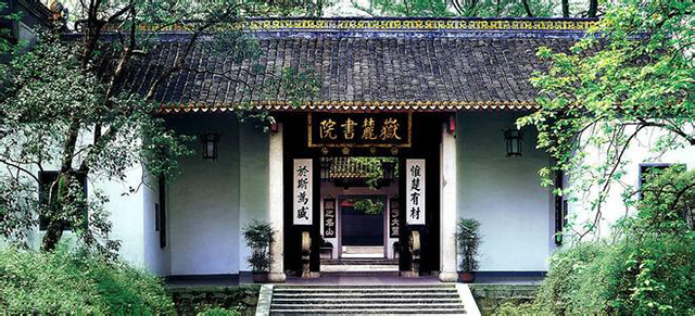 【辅导员说完满】艺术传媒系辅导员说完满之“我们准备建设什么样的书院”