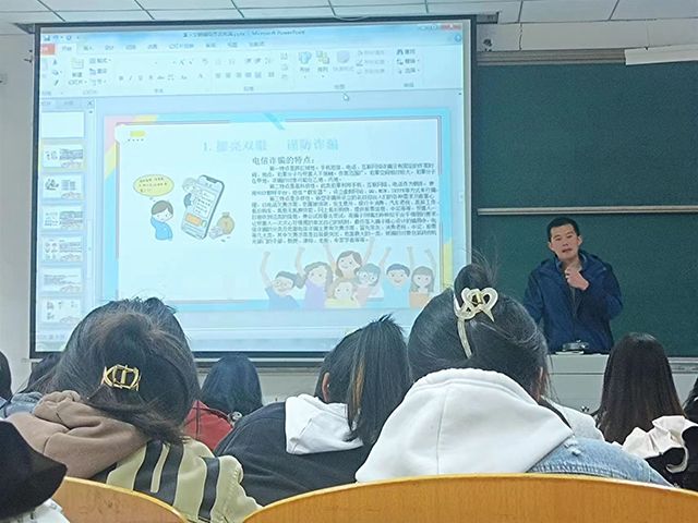 【辅导员说完满】安全在心 警钟长鸣——艺术传媒学院2022级视觉(专升本)辅导员说完满活动