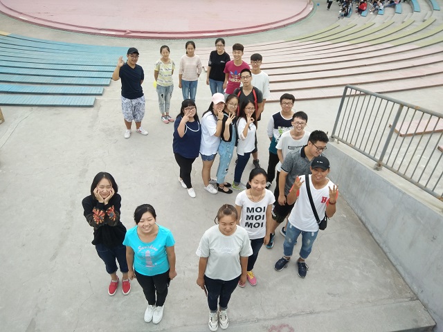 【完满班级】愿你我的青春 鲜艳灿烂——淬炼商学院“艺”动青春主题活动(十一)