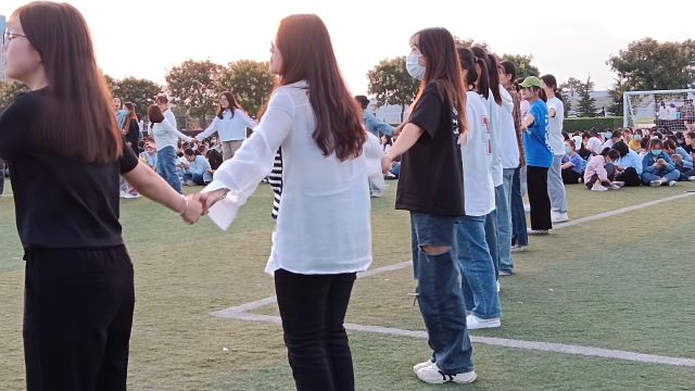 学长计划第1006期:生而有翼 不落尘埃——商务英语学院第149期“学长计划”之商英灿然“以传道之名 浮完满之风”