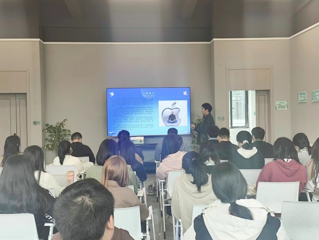 金秋百味 悠享陶然——经济与管理学院10月完满团支部纪实(二)
