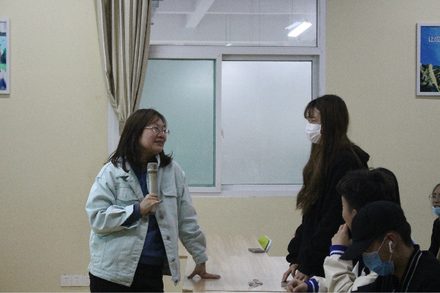 【1＋1＞2】走进哲学 淬炼学子辟新路