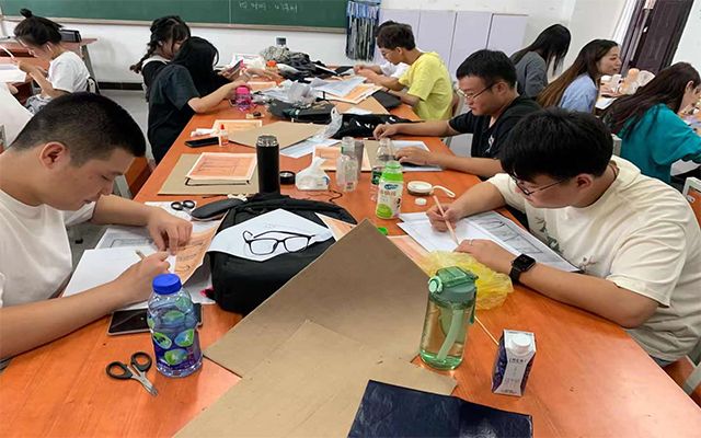 【完满班级】尊师重道 师恩永存——艺术传媒学院视觉2006班完满班级活动