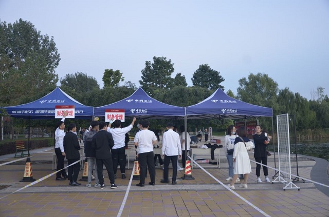 【迎新纪实】金秋九月 “商”院逢君 静待“新”颜