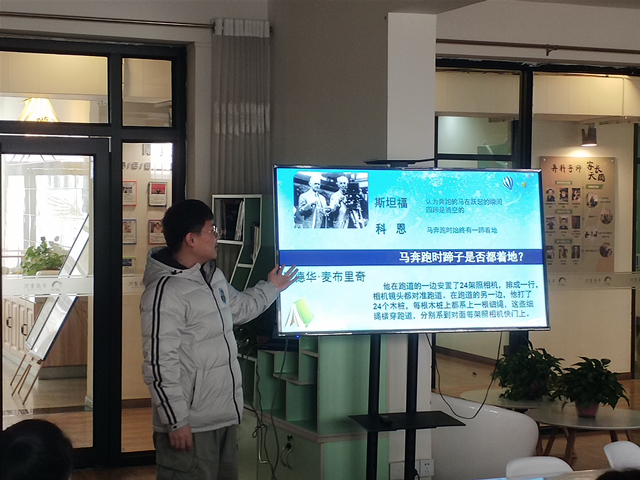 【完满班级】红色观影 燃动青春——淬炼·国际商学院会计1906班完满班级活动